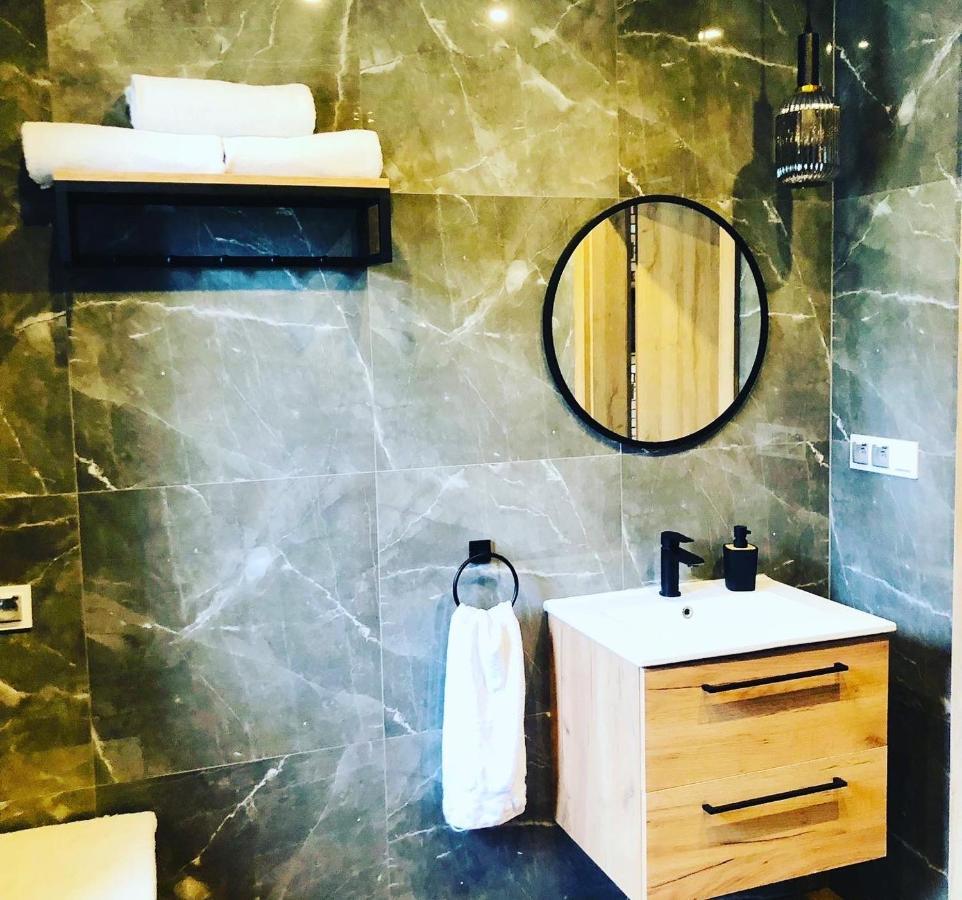 Domki Loft Nad Stawem 4 Doroslych , 4 Dzieci Malkowo Zewnętrze zdjęcie