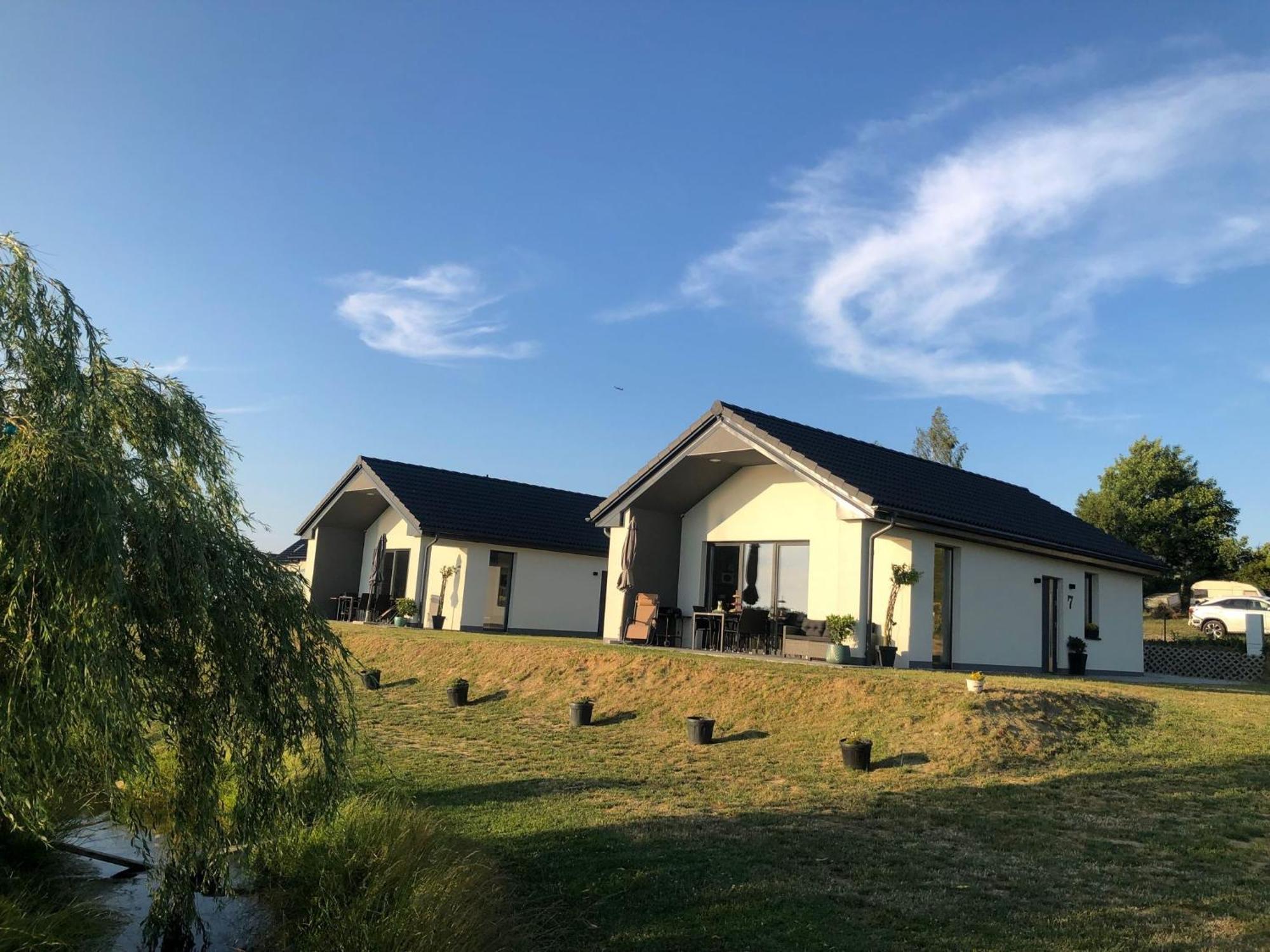 Domki Loft Nad Stawem 4 Doroslych , 4 Dzieci Malkowo Zewnętrze zdjęcie